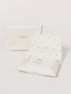 BONPOINT Lingettes Nettoyantes X4 Paquets Et Leur étui